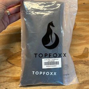 NWT TopFoxx woman’s gold cat eyed sunglasses